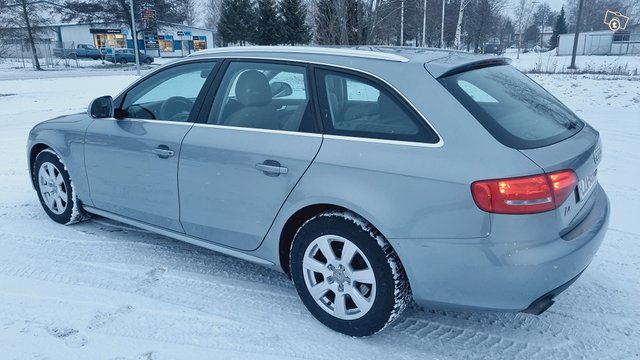 Audi A4 12