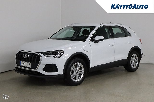 AUDI Q3 2