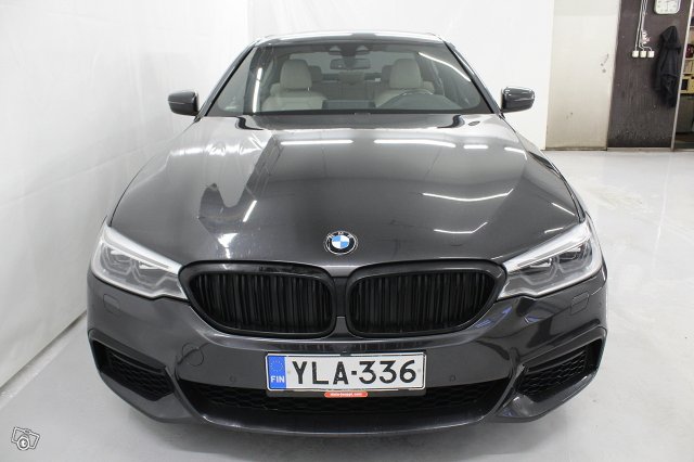 BMW 530 2