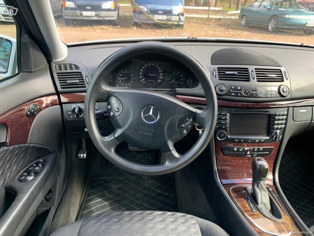 Mercedes-Benz E 9