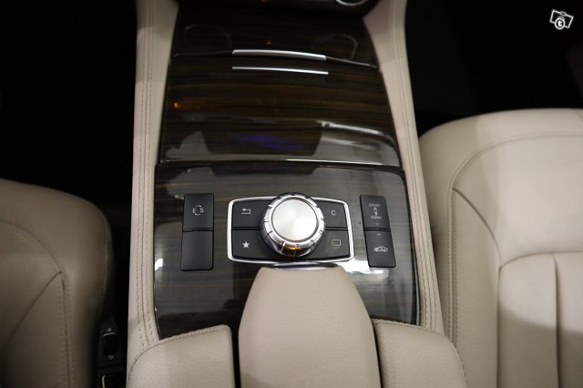 Mercedes-Benz CLS 17