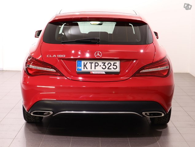 Mercedes-Benz CLA 5