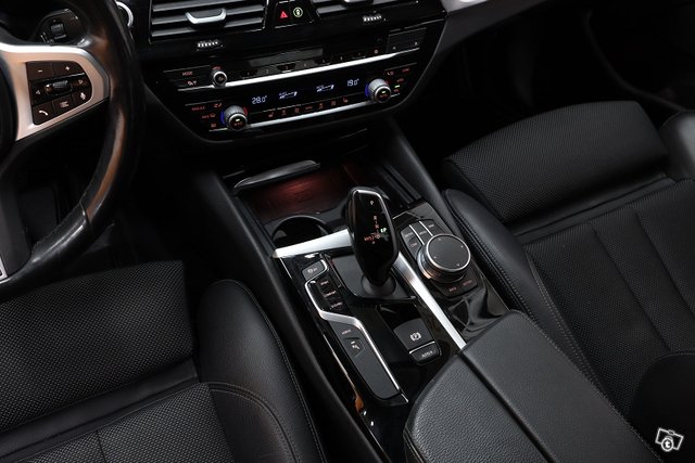BMW 530 18