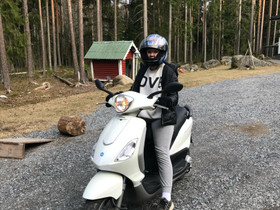 Piaggio Fly 2t -16, Skootterit, Moto, Lempäälä, Tori.fi Piaggio Fly 2t -16, Skootterit, Moto, Lempäälä, Tori.fi