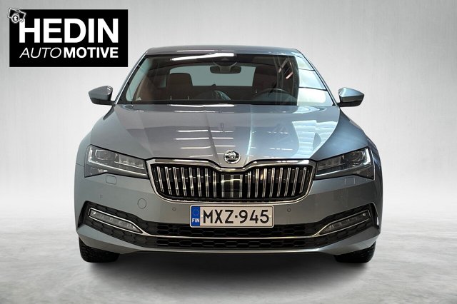 SKODA Superb 3