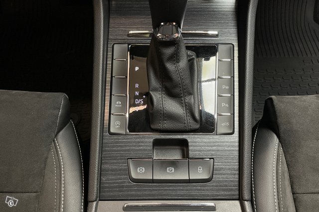 SKODA Superb 14