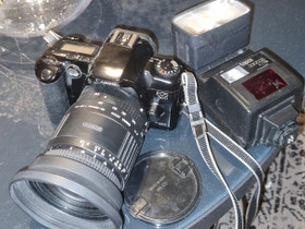 Canon filmikamera, Kamerat, Kamerat ja valokuvaus, Tornio, Tori.fi Canon filmikamera, Kamerat, Kamerat ja valokuvaus, Tornio, Tori.fi