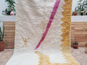 Marokkolainen matto 260x155cm, Matot ja tekstiilit, Sisustus ja huonekalut, Helsinki, Tori.fi Marokkolainen matto 260x155cm, Matot ja tekstiilit, Sisustus ja huonekalut, Helsinki, Tori.fi