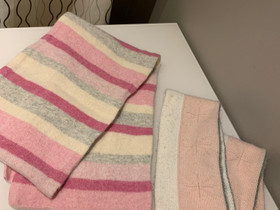 Kaksi lasten kaulahuivia, Lastenvaatteet ja kengät, Seinäjoki, Tori.fi Kaksi lasten kaulahuivia, Lastenvaatteet ja kengät, Seinäjoki, Tori.fi
