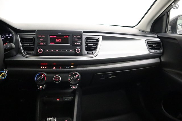 Kia Rio 9