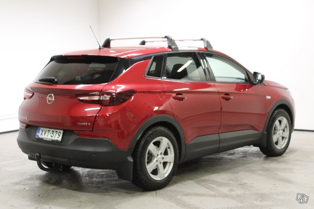 OPEL GRANDLAND X 5