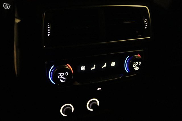 Audi SQ7 12