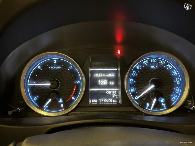 Toyota Auris 15