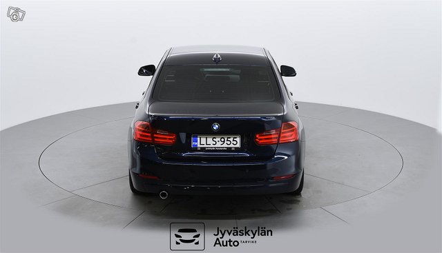 BMW 318 4