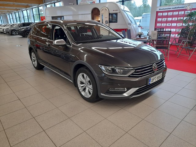 Volkswagen Passat 2