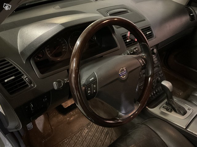 Volvo XC90 9