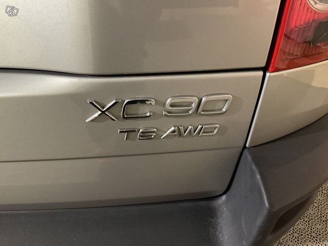 Volvo XC90 11