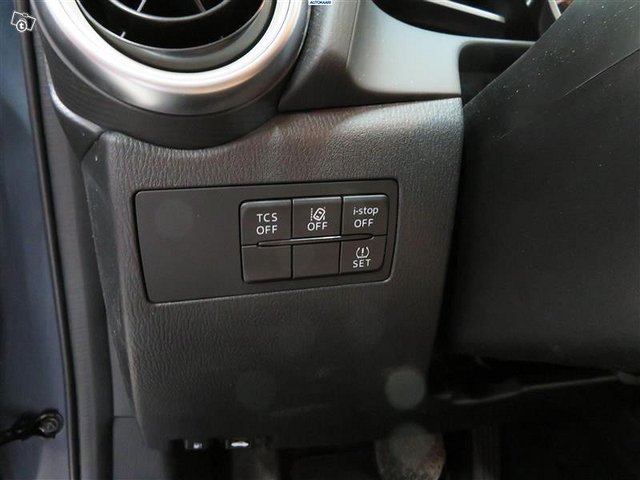 Mazda CX-3 14