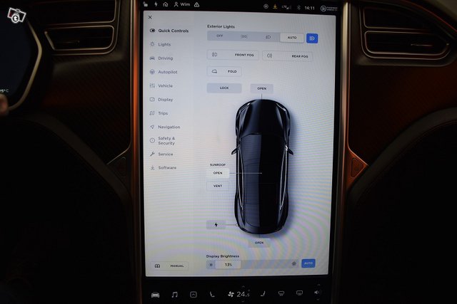 Tesla MODEL S 25