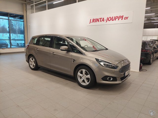 Ford S-Max
