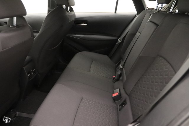 Toyota Corolla 9
