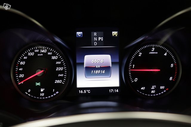 Mercedes-Benz C 15