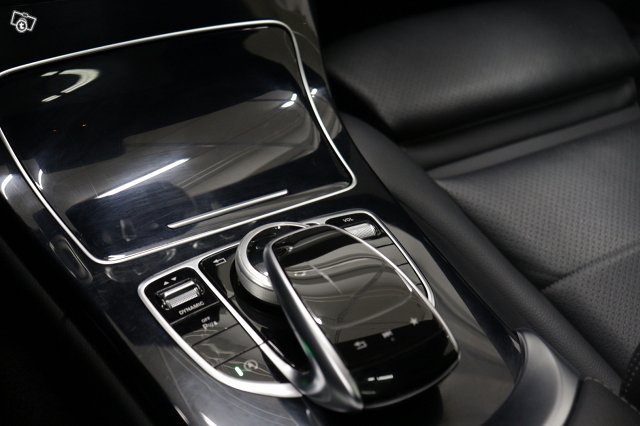 Mercedes-Benz C 18