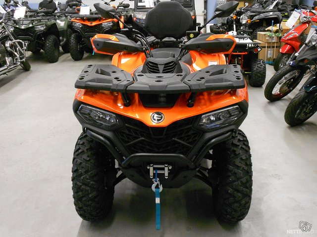 CFMoto C Force 3