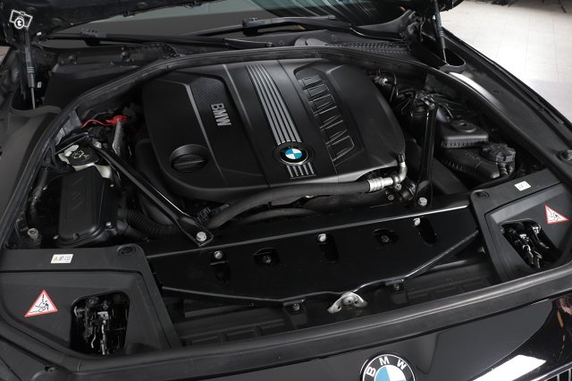 BMW 5-SARJA 19