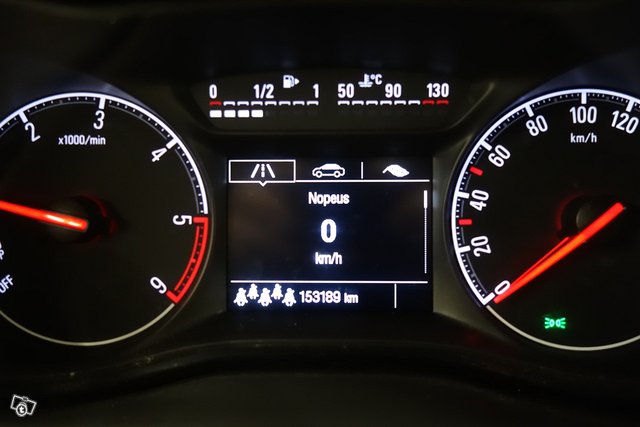 Opel Zafira 9