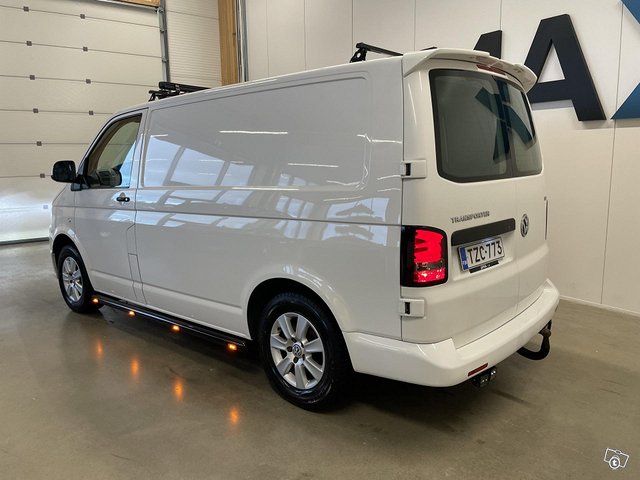 Volkswagen Transporter 2