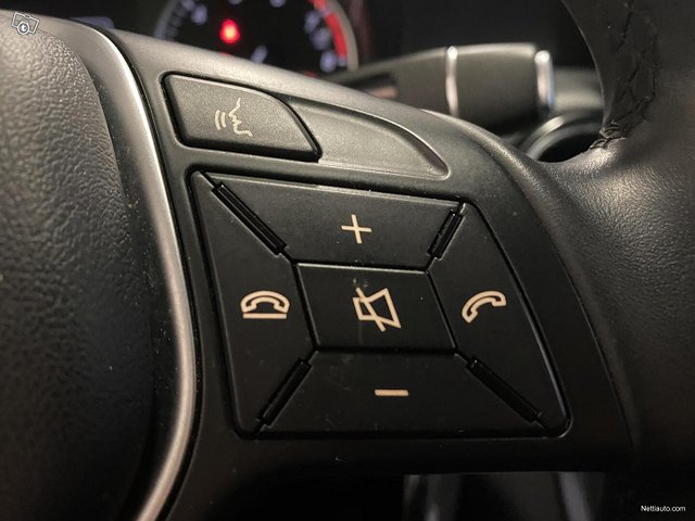 Mercedes-Benz A 12
