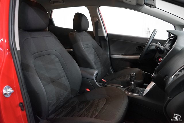 Kia Ceed 11