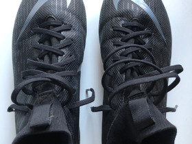 Nike mercurial nappikset mustat 36.5, Jalkapallo, Urheilu ja ulkoilu, Pori, Tori.fi Nike mercurial nappikset mustat 36.5, Jalkapallo, Urheilu ja ulkoilu, Pori, Tori.fi