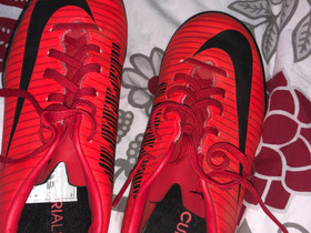 Sisäpelikengät nike mercurial x koko 35, Jalkapallo, Urheilu ja ulkoilu, Pori, Tori.fi Sisäpelikengät nike mercurial x koko 35, Jalkapallo, Urheilu ja ulkoilu, Pori, Tori.fi