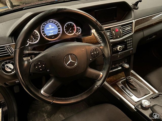 Mercedes-Benz E 13