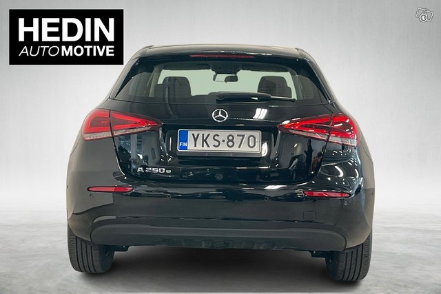 Mercedes-Benz A 6