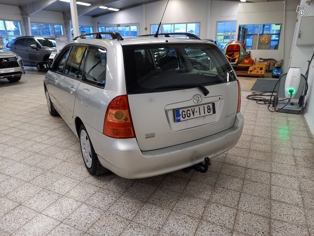 TOYOTA COROLLA 3