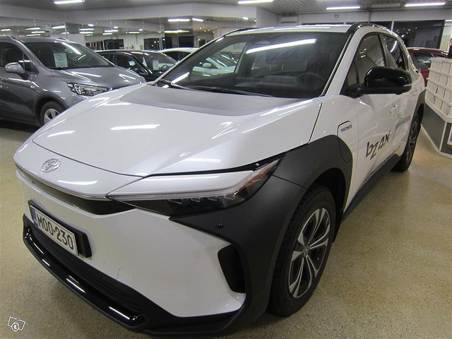 Toyota BZ4X, kuva 1
