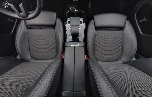 Mercedes-Benz A 10
