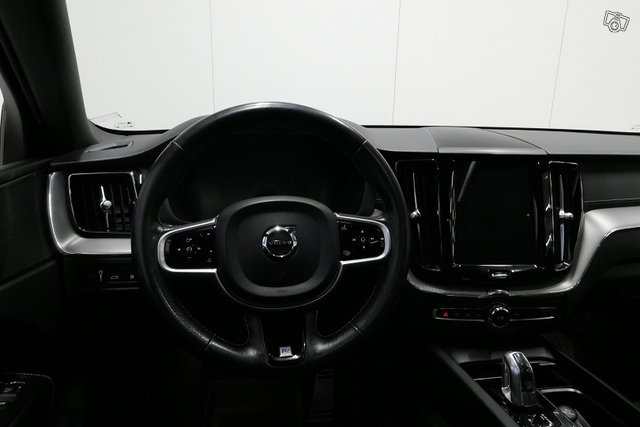 Volvo XC60 12