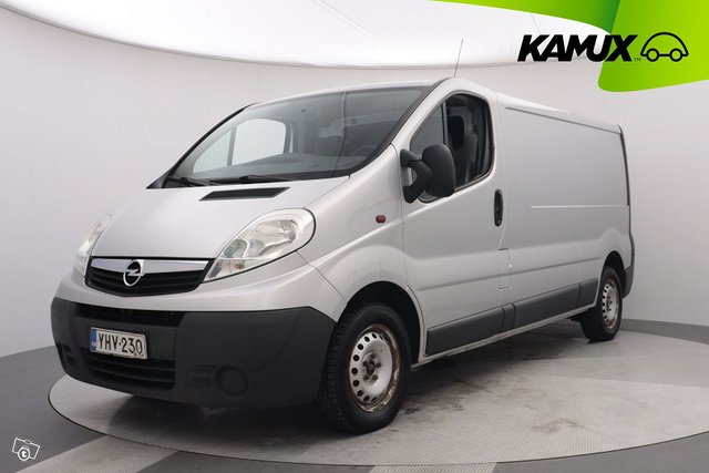 Opel Vivaro 8