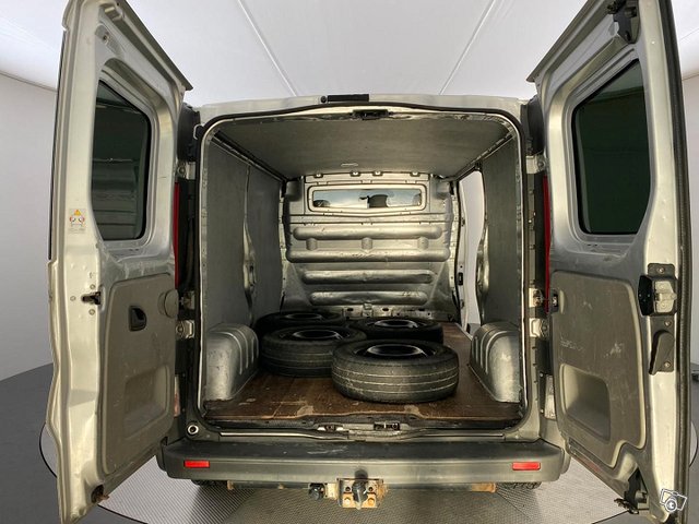 Opel Vivaro 14