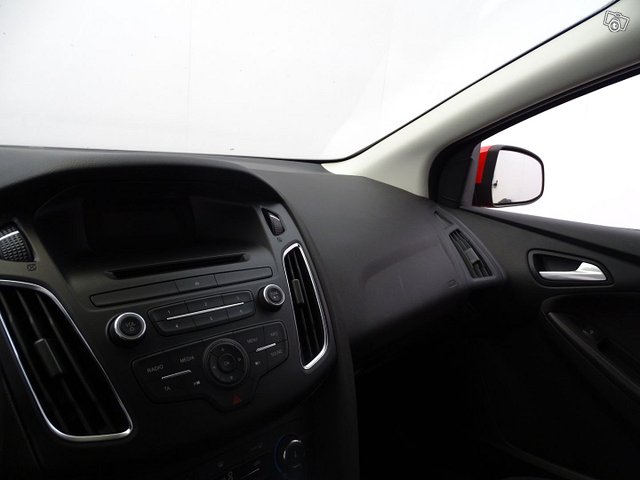 Ford Focus 15