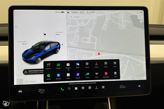 TESLA Model 3 21
