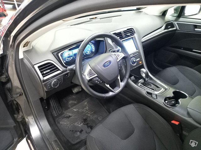 FORD MONDEO 5
