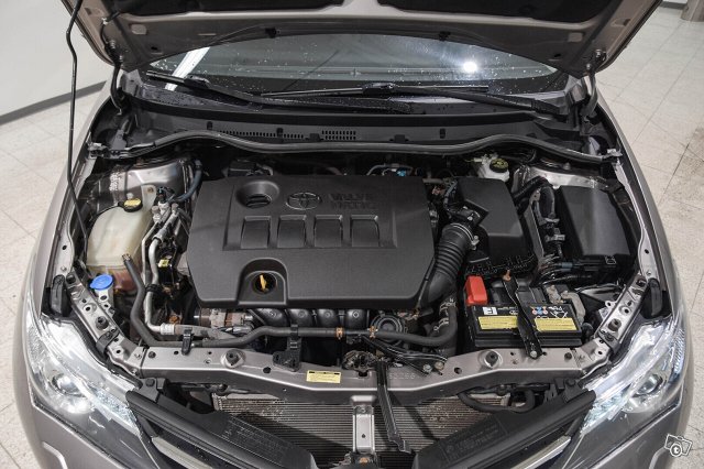 Toyota Auris 20