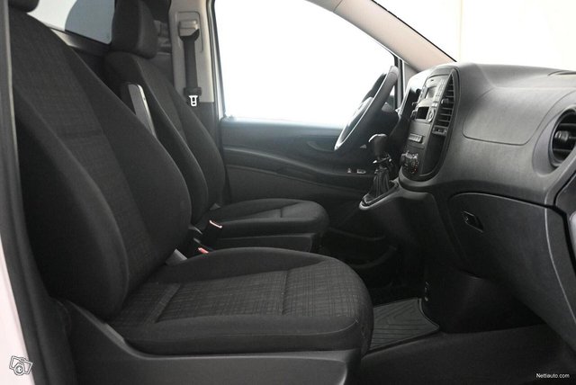 Mercedes-Benz Vito 11