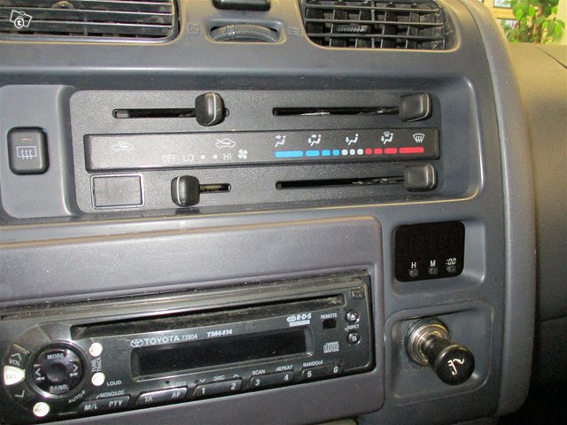 Toyota Hiace 11
