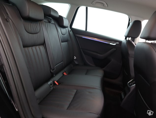 Skoda Octavia 10